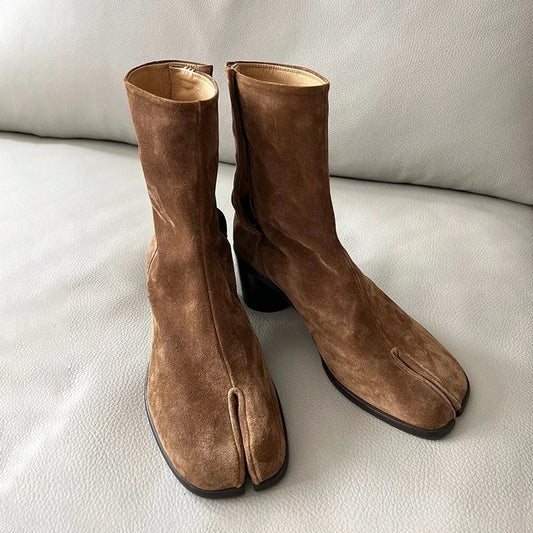 Niche Damenschuhe aus echtem Leder mit geteilter Zehenpartie